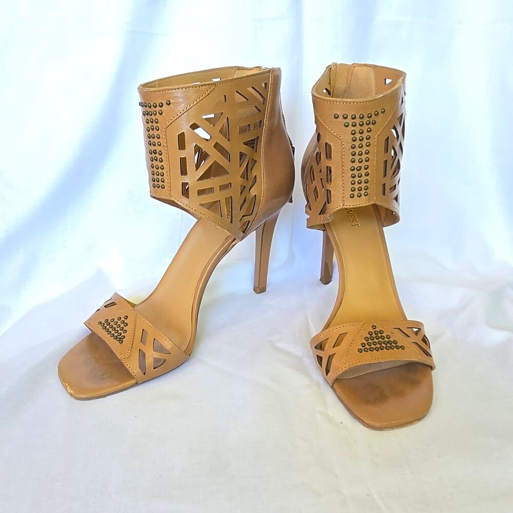 Nine West Karabee Heel